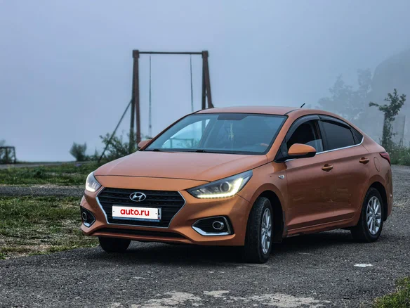2019 Hyundai Solaris II, оранжевый, 800000 рублей