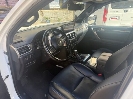 2022 Lexus GX 460 II Рестайлинг 2, белый, 9480000 рублей, вид 4