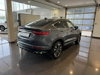 2023 Geely Tugella I Рестайлинг, серый, 2690000 рублей, вид 4