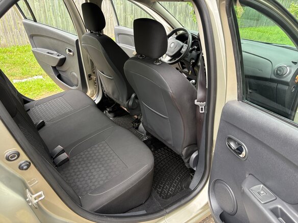2014 Renault Logan II, бежевый, 770000 рублей - вид 14
