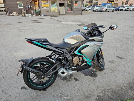 2025 Voge 300RR, серый, 259999 рублей, вид 5