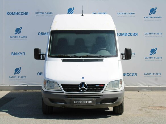 2015 Mercedes-Benz Sprinter, белый, 1600000 рублей - вид 1