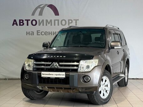 Mitsubishi Pajero IV