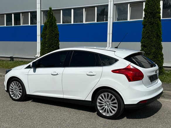 2014 Ford Focus III, белый, 1120000 рублей - вид 5