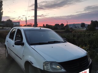 2010 Renault Logan I Рестайлинг, белый, 250000 рублей, вид 3