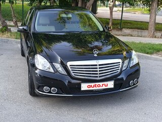 2010 Mercedes-Benz E-Класс 200 IV (W212, S212, C207), чёрный, 1350000 рублей, вид 5