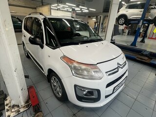 2013 Citroen C3 Picasso I Рестайлинг, белый, 599000 рублей, вид 4