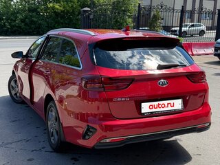 2021 Kia Ceed III, красный, 1650000 рублей, вид 3