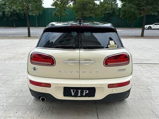 2022 Mini Clubman Cooper II Рестайлинг, белый, 2407400 рублей, вид 5