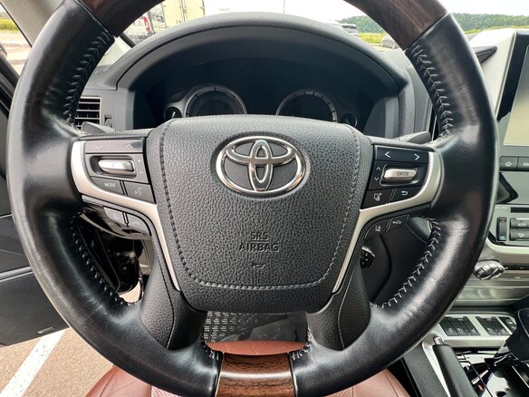 2016 Toyota Land Cruiser 200 Series Рестайлинг 2, чёрный - вид 5