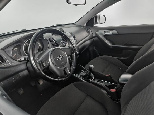 2011 Kia Cerato 5-speed II, белый, 555000 рублей - вид 14