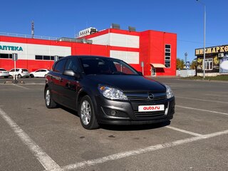 2011 Opel Astra H Рестайлинг, серый, 700000 рублей, вид 3