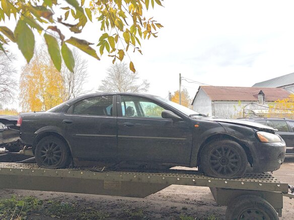 2001 Chrysler Sebring II, синий, 110000 рублей - вид 6
