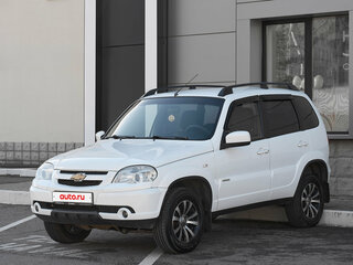 2016 Chevrolet Niva I Рестайлинг, белый, 530000 рублей, вид 1