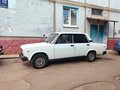 2002 Lada (ВАЗ) 2105, белый, 115000 рублей - вид 7