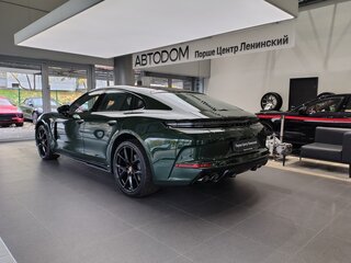 2026 Porsche Panamera 4 III, зелёный, 26240000 рублей, вид 3