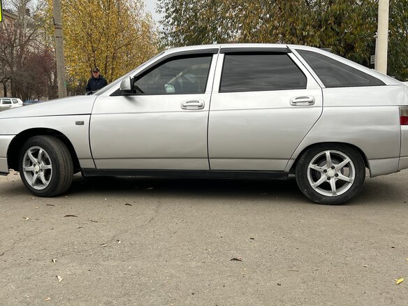 2004 Lada (ВАЗ) 2112, серый, 180000 рублей - вид 2