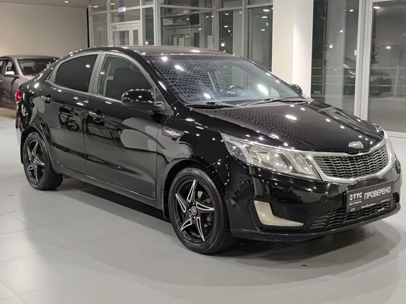 2014 Kia Rio III, чёрный, 828000 рублей - вид 2