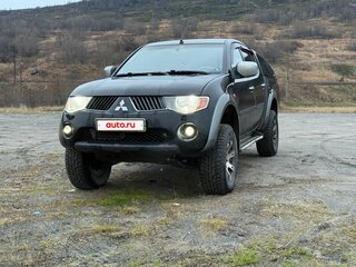 2008 Mitsubishi L200 IV, чёрный, 849000 рублей, вид 4