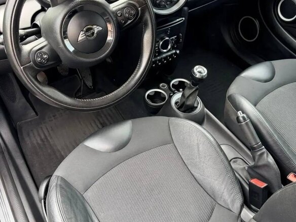 2010 Mini Hatch Cooper II (R56) Рестайлинг, оранжевый, 920000 рублей - вид 6