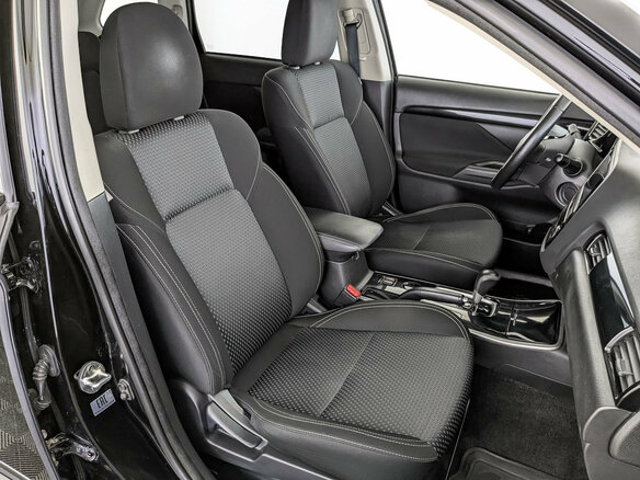 2019 Mitsubishi Outlander III Рестайлинг 3, чёрный, 1870000 рублей - вид 23