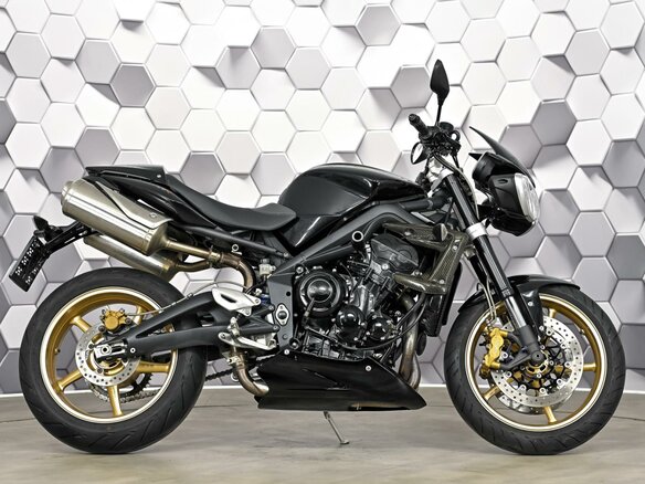 2011 Triumph Street Triple, чёрный, 555000 рублей - вид 2