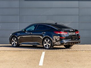 2018 Kia Optima IV Рестайлинг, чёрный, 1955000 рублей, вид 4