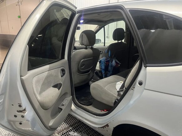 2003 Renault Scenic I Рестайлинг, серебристый, 230000 рублей - вид 11