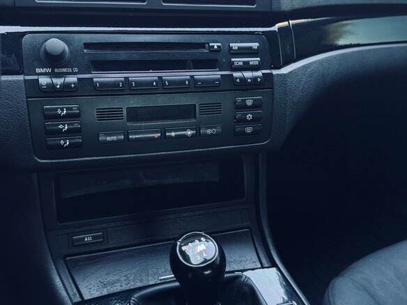 2002 BMW 3 серии N42 316i IV (E46) Рестайлинг, серебристый, 530000 рублей - вид 20