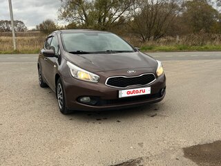 2014 Kia Ceed II, коричневый, 780000 рублей, вид 4
