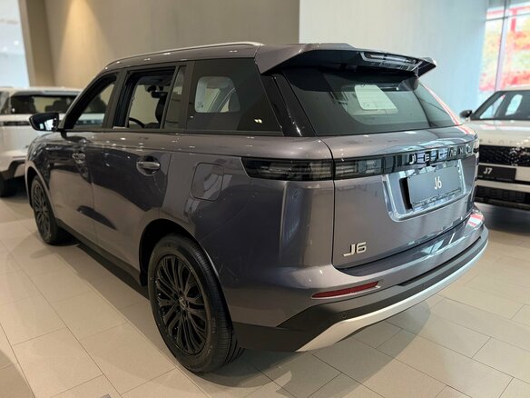 2026 Jeland J6, серый, 2929000 рублей - вид 1