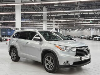 2014 Toyota Highlander III (XU50), серебристый, 2689000 рублей, вид 2