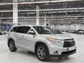 2014 Toyota Highlander III (XU50), серебристый, 2629000 рублей - вид 2