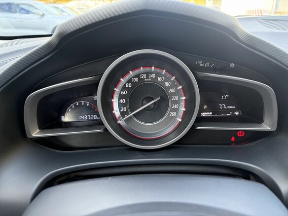 2013 Mazda 3 III (BM), серебристый, 990000 рублей - вид 14