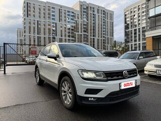 2018 Volkswagen Tiguan II, белый, 2450000 рублей, вид 2