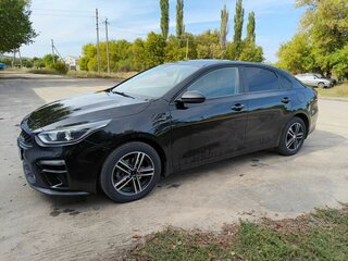 2019 Kia Cerato IV, чёрный, 1600000 рублей, вид 2