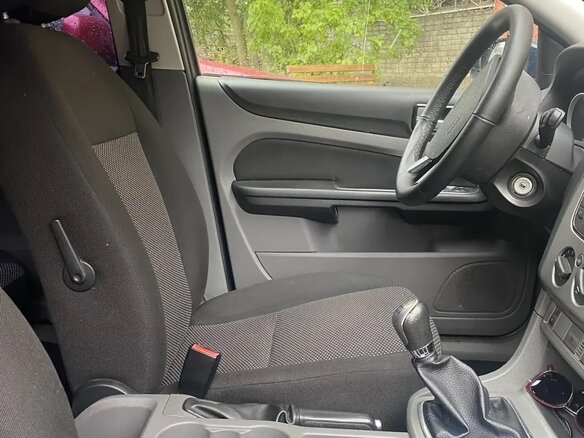 2011 Ford Focus II Рестайлинг, синий, 600000 рублей - вид 6