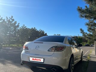 2010 Mazda 6 II (GH) Рестайлинг, белый, 820000 рублей, вид 3