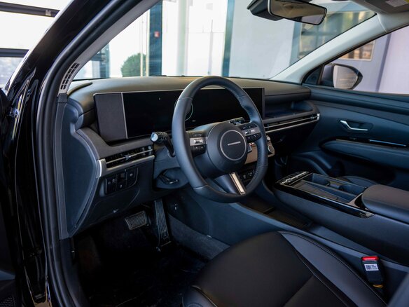 2025 Hyundai Tucson L IV Рестайлинг, чёрный, 5250000 рублей - вид 20