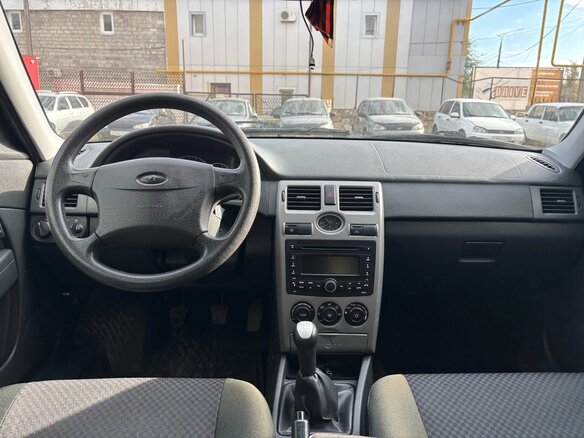 2011 Lada (ВАЗ) Priora I, серый, 390000 рублей - вид 8