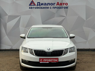 2020 Skoda Octavia III (A7) Рестайлинг, белый, 1700000 рублей, вид 2