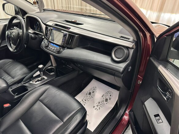 2018 Toyota RAV4 IV (XA40) Рестайлинг, красный, 2649900 рублей - вид 12