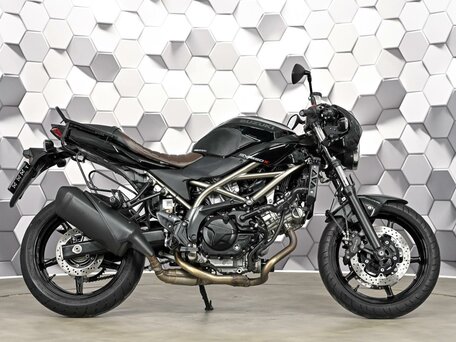 2023 Suzuki SV 650, чёрный, 677000 рублей, вид 3