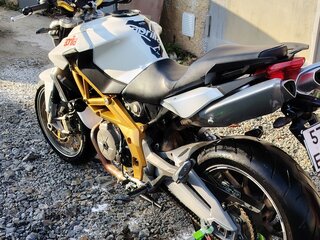 2008 Aprilia SL 750 Shiver, белый, 550000 рублей, вид 2