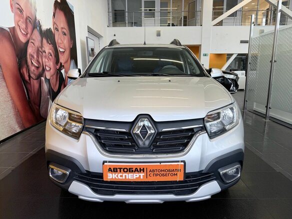 2019 Renault Sandero Stepway II Рестайлинг, серый, 1229000 рублей - вид 1
