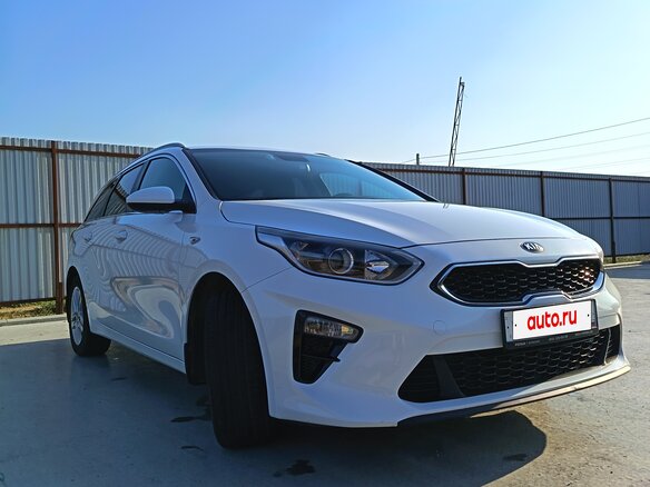 2019 Kia Ceed III, белый, 1950000 рублей - вид 1