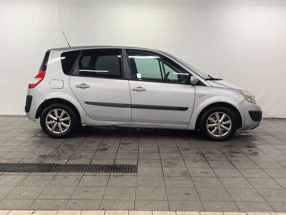 2005 Renault Scenic II, серебристый, 340000 рублей - вид 2