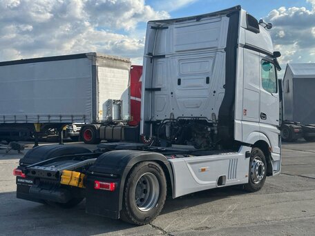 2026 Mercedes-Benz Actros, серебристый, 18500000 рублей, вид 4