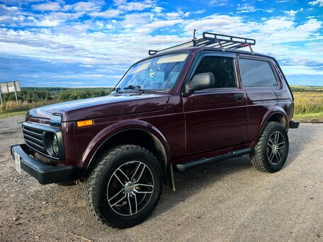 2013 Lada (ВАЗ) 2121 (4x4) I Рестайлинг, пурпурный, 550000 рублей, вид 1