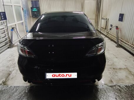 2008 Mazda 6 II (GH), красный, вид 3